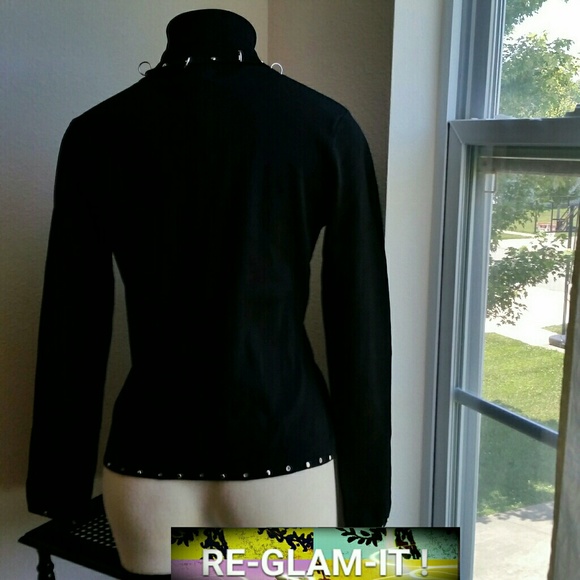 COLOUR WORKS..BEAUTIFUL STUDS TOP - Picture 2 of 7